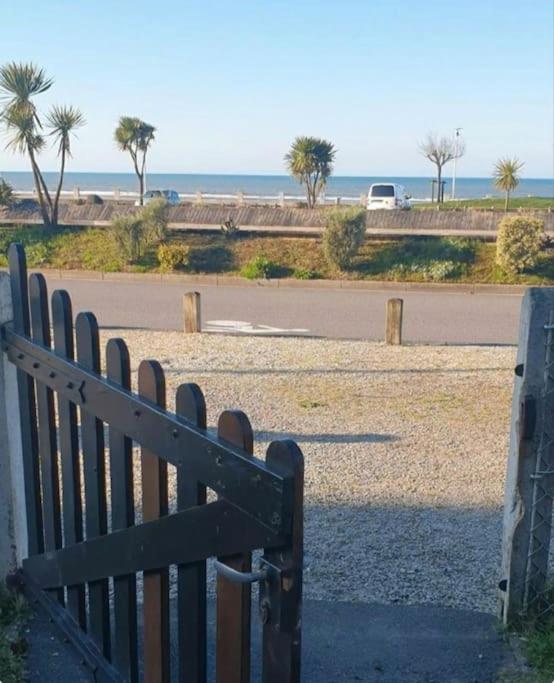 Front De Apartment Merville-Franceville-Plage